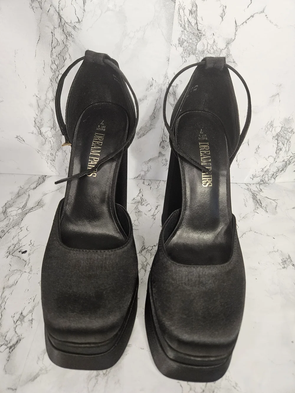 Dream Pairs pre owned